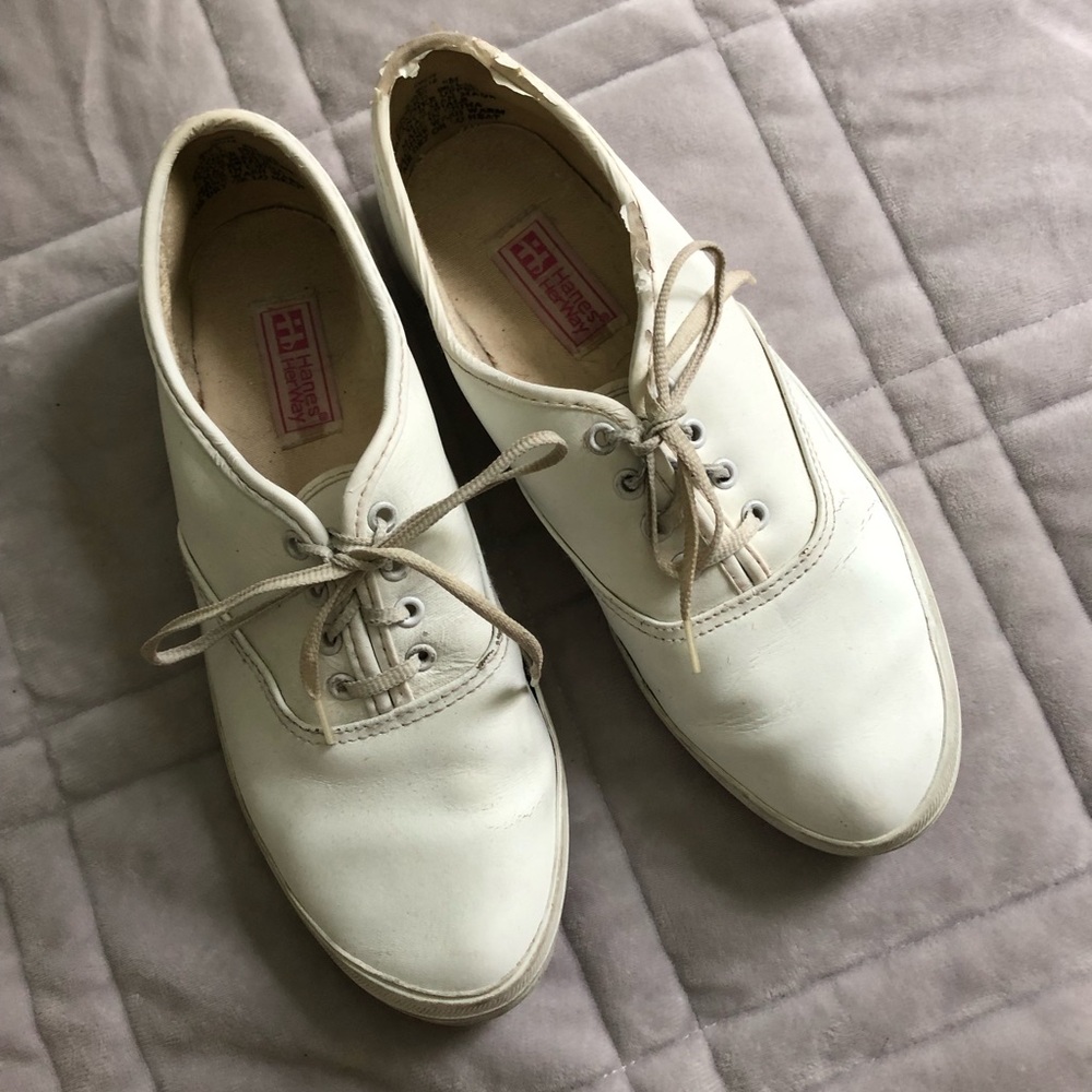 Hanes HerWay White Lace-Up Sneakers